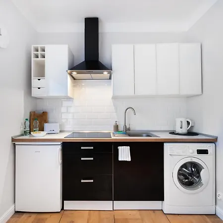 Апартаменты Metro Ratusz Arsenal Designer By Bookinghost Варшава