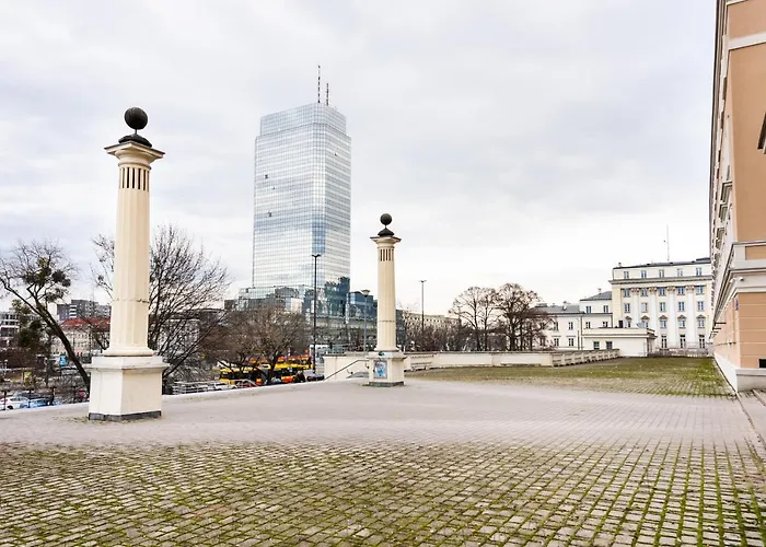 شقة Metro Ratusz Arsenal Designer By Bookinghost