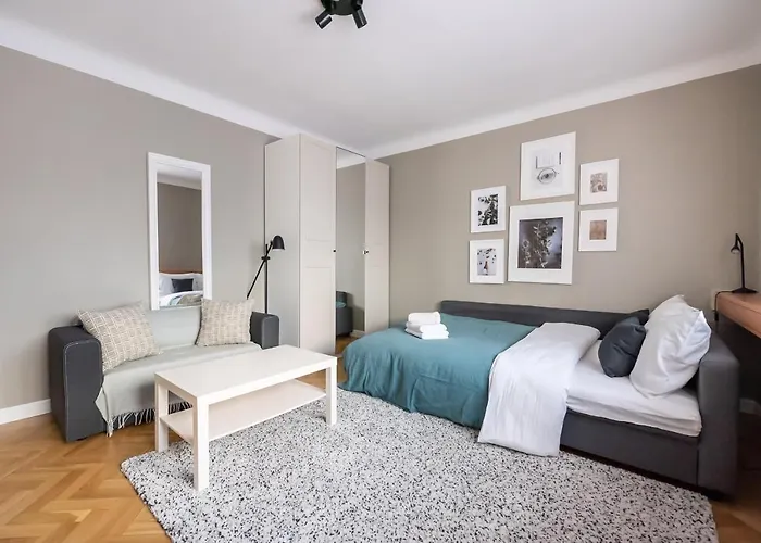 شقة Metro Ratusz Arsenal Designer By Bookinghost *